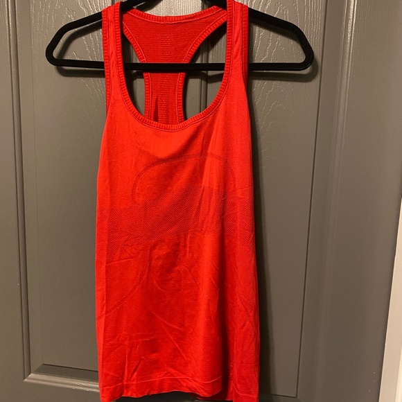 Lululemon tank top, never worn. - Picture 1 of 1